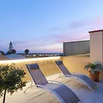 Апартаменты Romana Playa Beachfront *