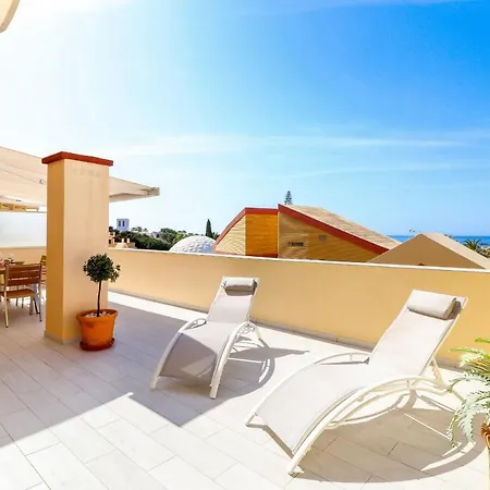 Апартаменты Romana Playa Beachfront Марбелья