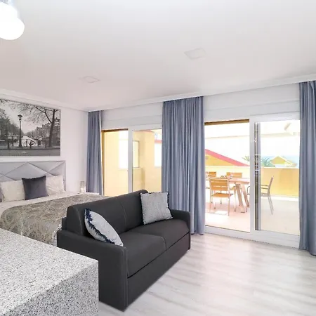 Romana Playa Beachfront * Марбелья